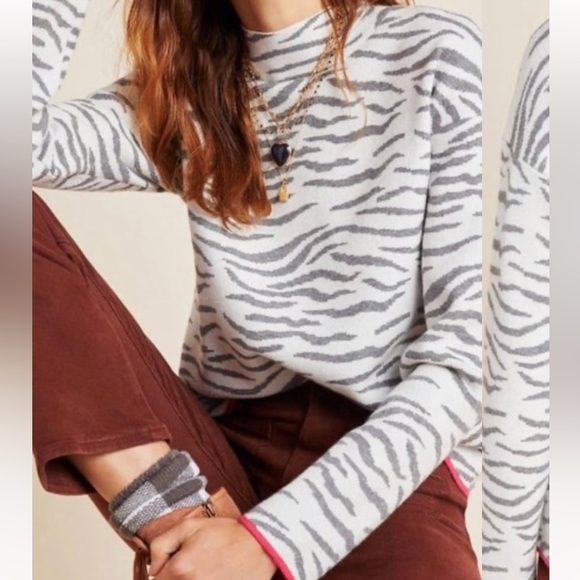 Anthropologie Women’s Lizzie Mock Neck Zebra Tiger Print Sweater Gray Size Small - Picture 1 of 13